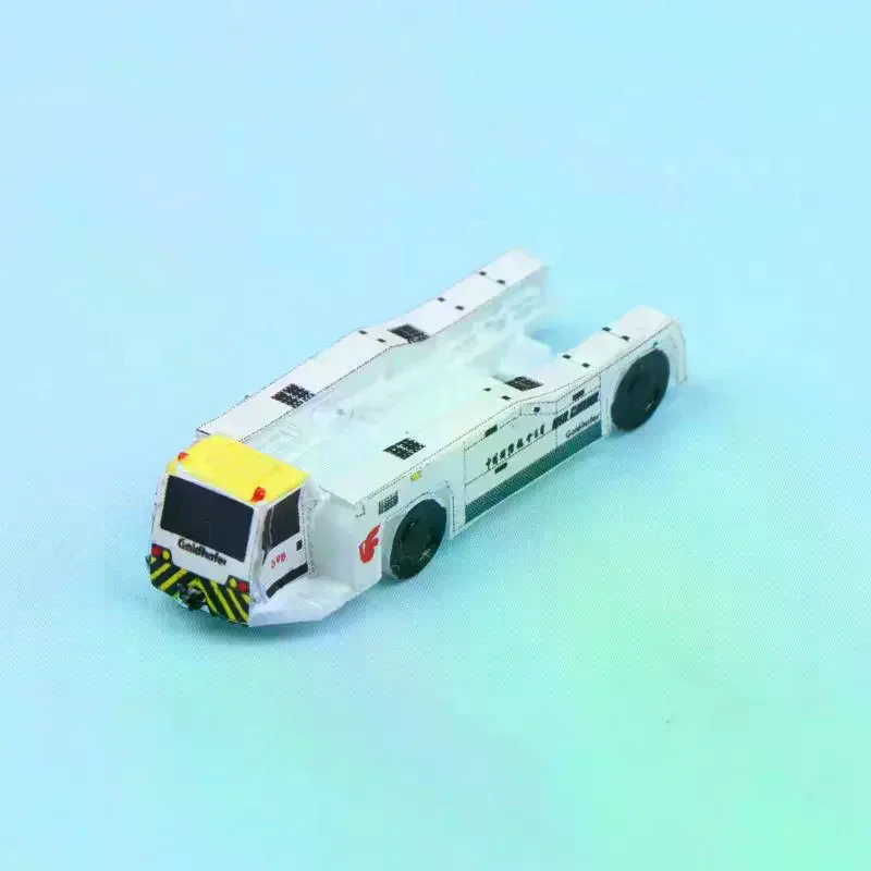 1:400 4 Rounds Airport Ground Handling Car Simulation Model Suitable For 380 Wide-body Aircraft view 5