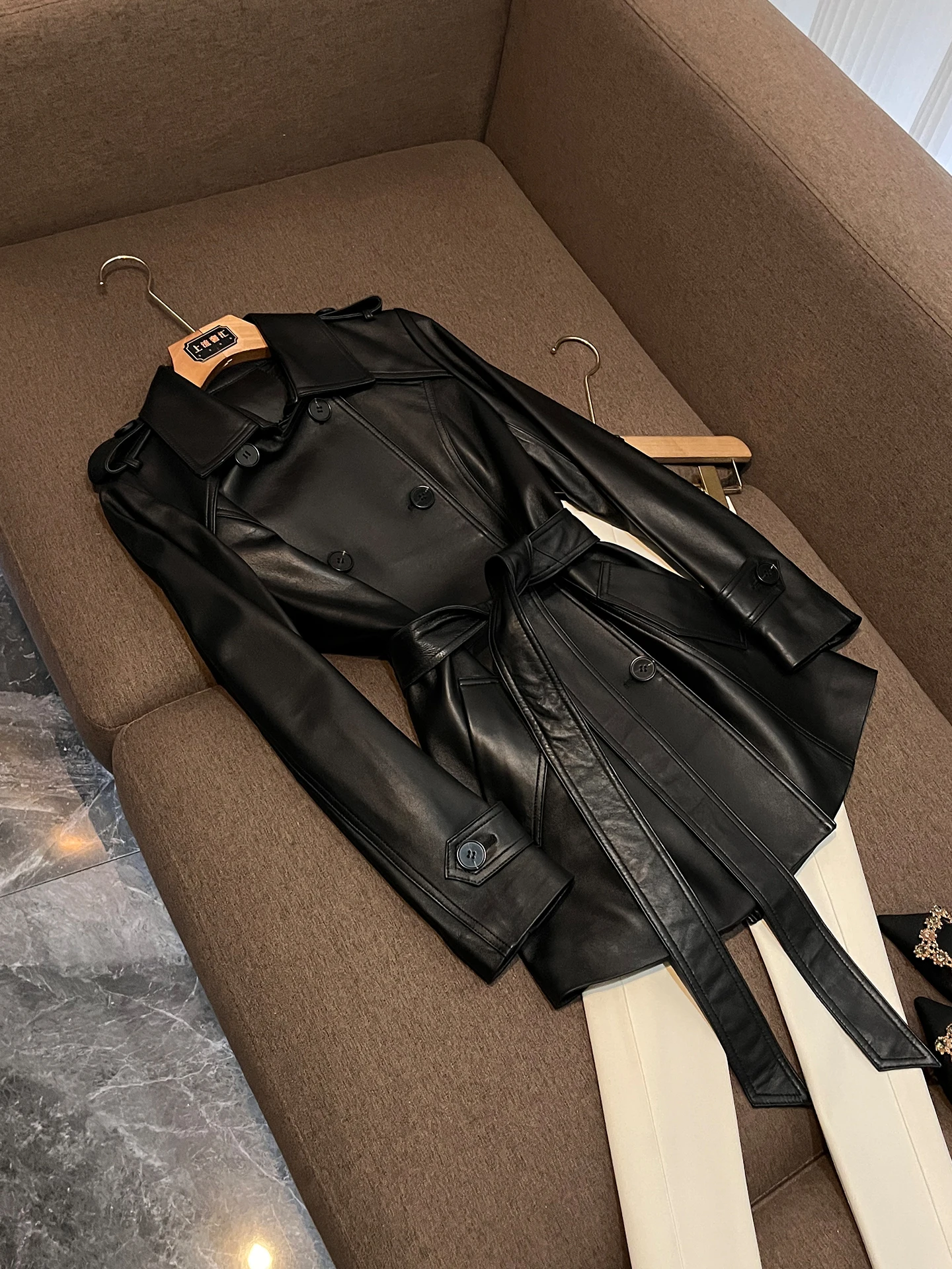 

2026 New Women's Sheepskin Coat Waist-Cinching Double-Breasted Belted Slimming Long Jacket P102 Fashionable Outerwear