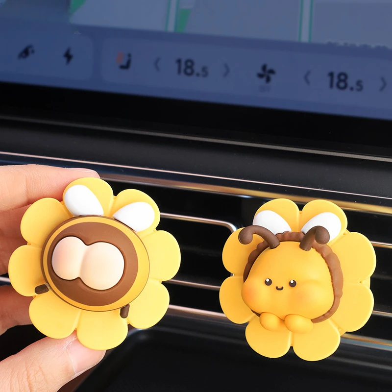 Bee Flower Flower Bee Head Bee PP Car Air Outlet Fragrance Plug and Play Rotating Fan Leaf Aroma