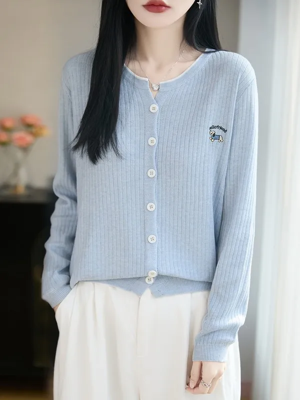 

Элегантный вязаный кардиган с длинными рукавами и круглым вырезом для женщин, весна-осень, новый стиль, синий, универсальный, молодежный, с вышивкой, J...