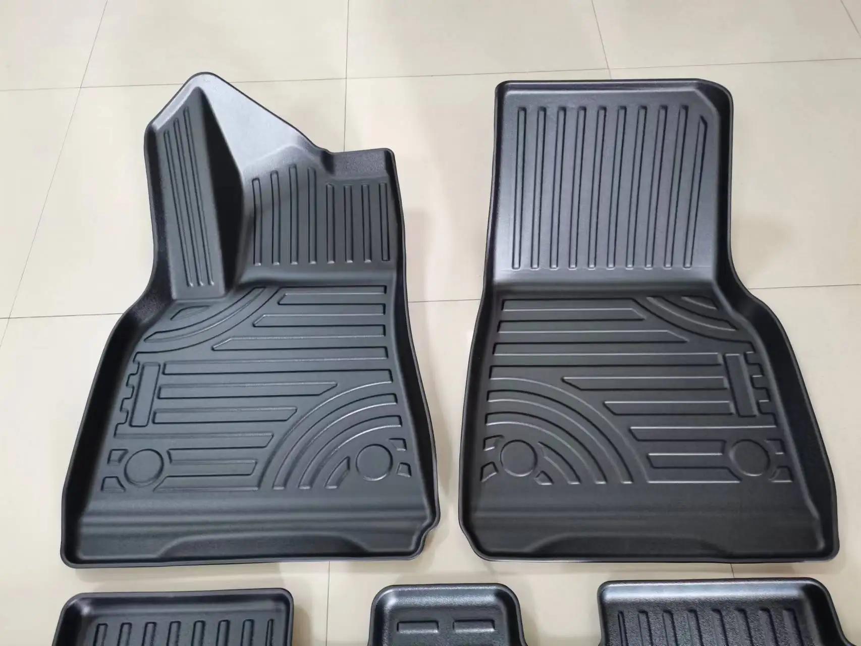 XLstyling Car Interior Accessories TPE Rubber 5D Custom Floor Mats Anti-slip Waterproof Foot Pad for Tesla Model Y Model 3