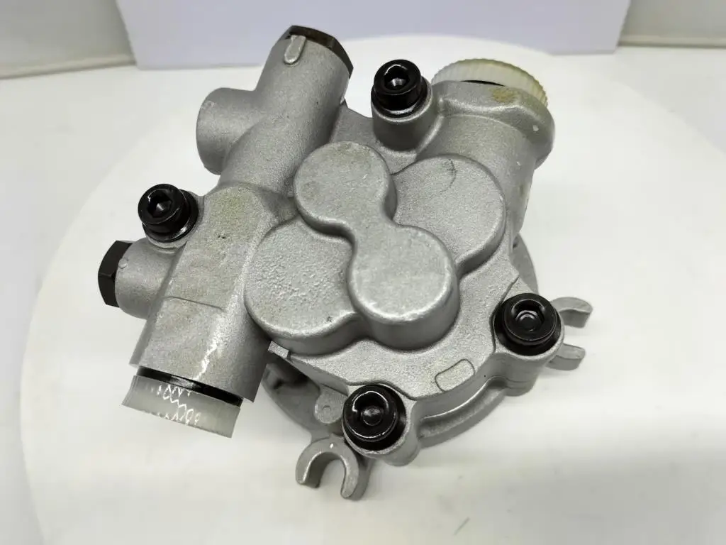 Good New EC210 EC290 Hydraulic Main Pump Parts Pilot Pump Gear Pump 14524187 14524186