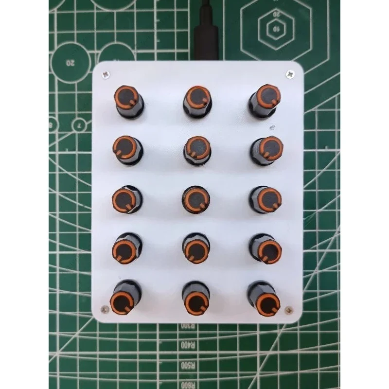 15 Knob Knobs, Custom CC Information Volume, USB-C Interface, Music Host Software, MIDI Controller