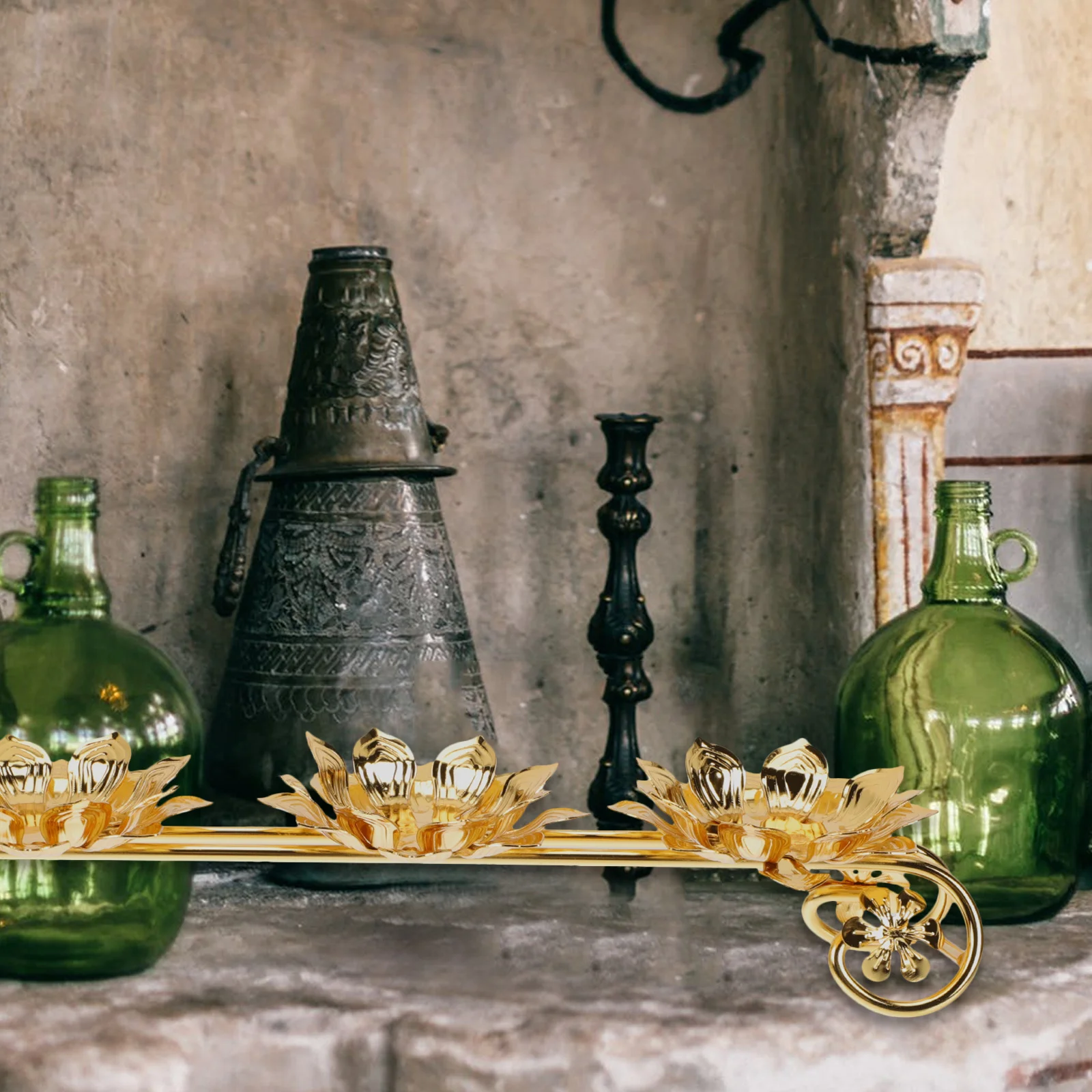 

1Pcs Unique Lotus Design Candlestick Lightweight Portable Restful Meditating Home Temple Decor Lotus Candlestick