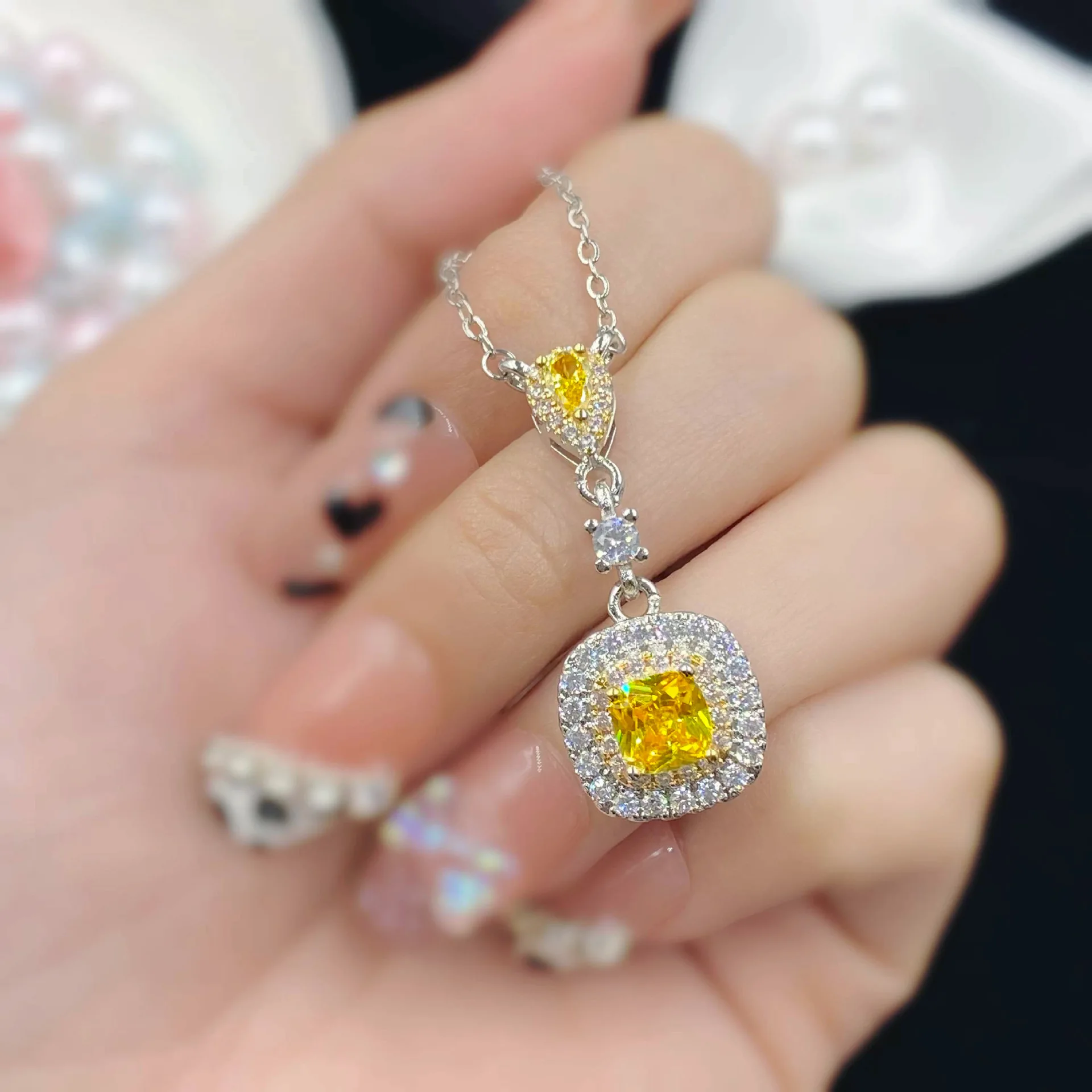 

Sterling Silver Necklace Pure Natural Yellow Diamond Pendant Christmas Diamond Silver 925 Jewelry Bijoux Femme Bizuteria Pendant