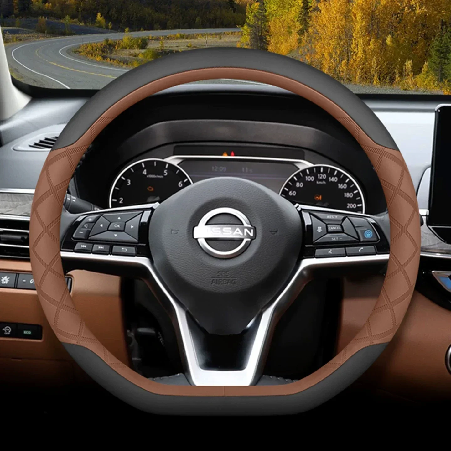 Suitable for Nissan X-Trail Qashqai Sentra Rogue steering wheel cover 37-38cm two-color spliced leather steering wheel cover
