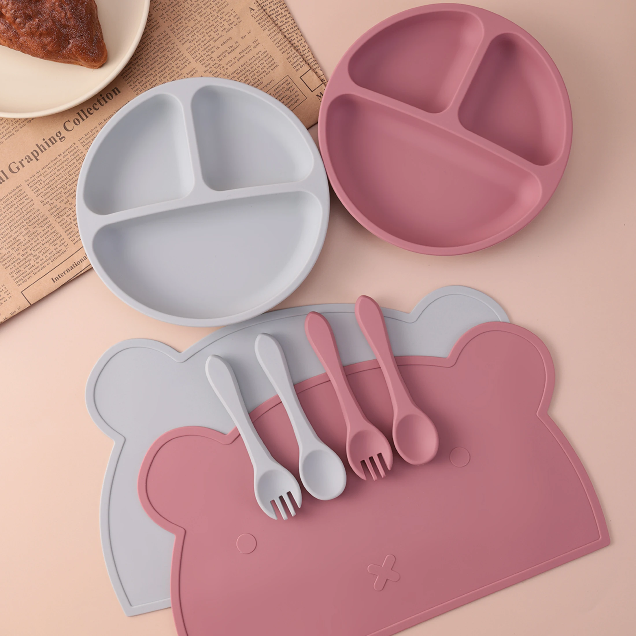 

4PCS Silicone Complementary Feeding Baby Set Baby Food Dishes Plate Training Fork Spoon Tableware Placemat Baby Newborn Items
