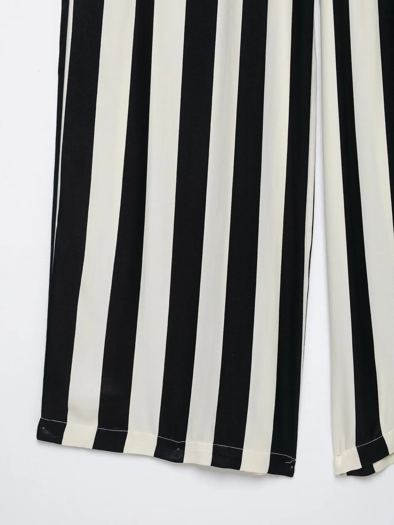 TFMLN 2026 Damen Gestreiftes Neckholder-Top und Hosen-Set Ärmelloses Rückenfreies Kreuzhals-Oberteil Weite Hose Kontrastfarben Damenanzüge – Detail 13