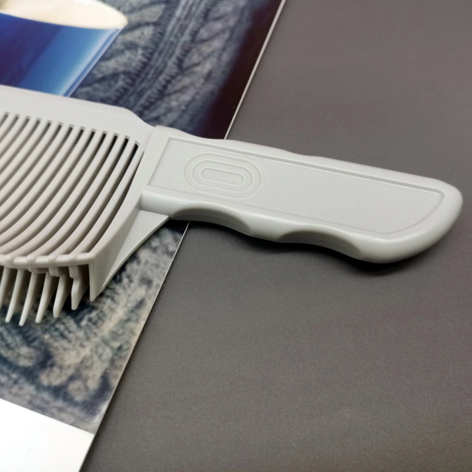 1Pcs Barber Hair Comb Fading Styling Flat Top Hair Cutting Fade Comb Men Hairdresser Fade Salon Accessories Tools