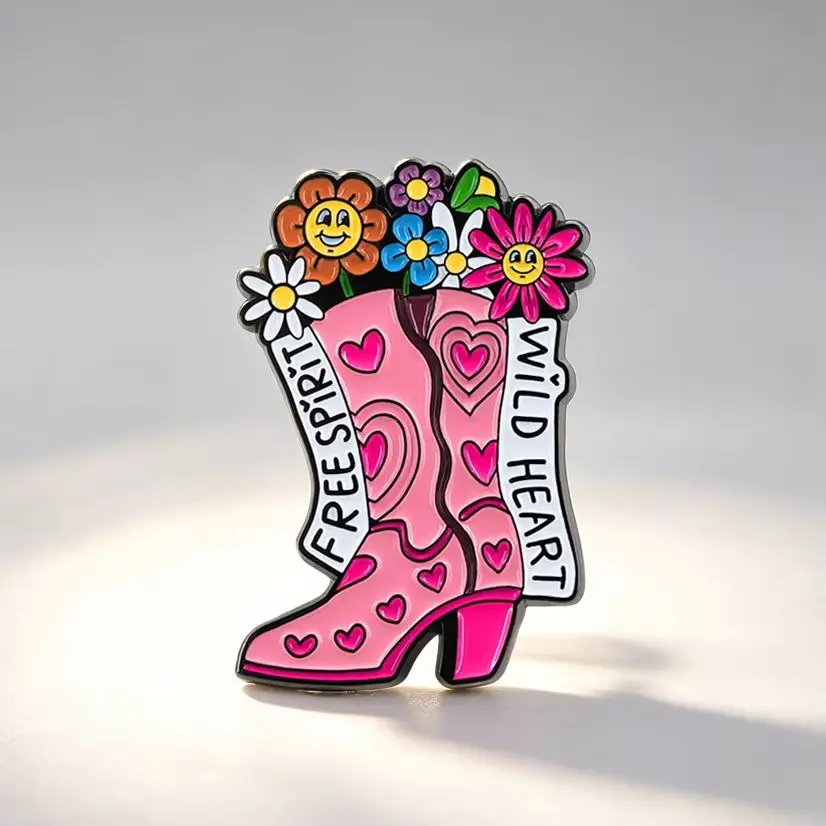 Free Spirit Wild Heart Enamel Pin Pink Heart Cowboy Boot Brooch Cottagecore Flower Badge Retro Western Women Friends Gift Jewelr