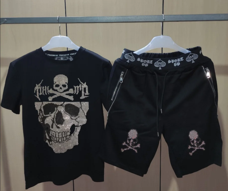 

Designer Rhinestone Brand tracksuit Men summer Casual Clothing two pieces set outfit tracksuit hip hop design luxury desi