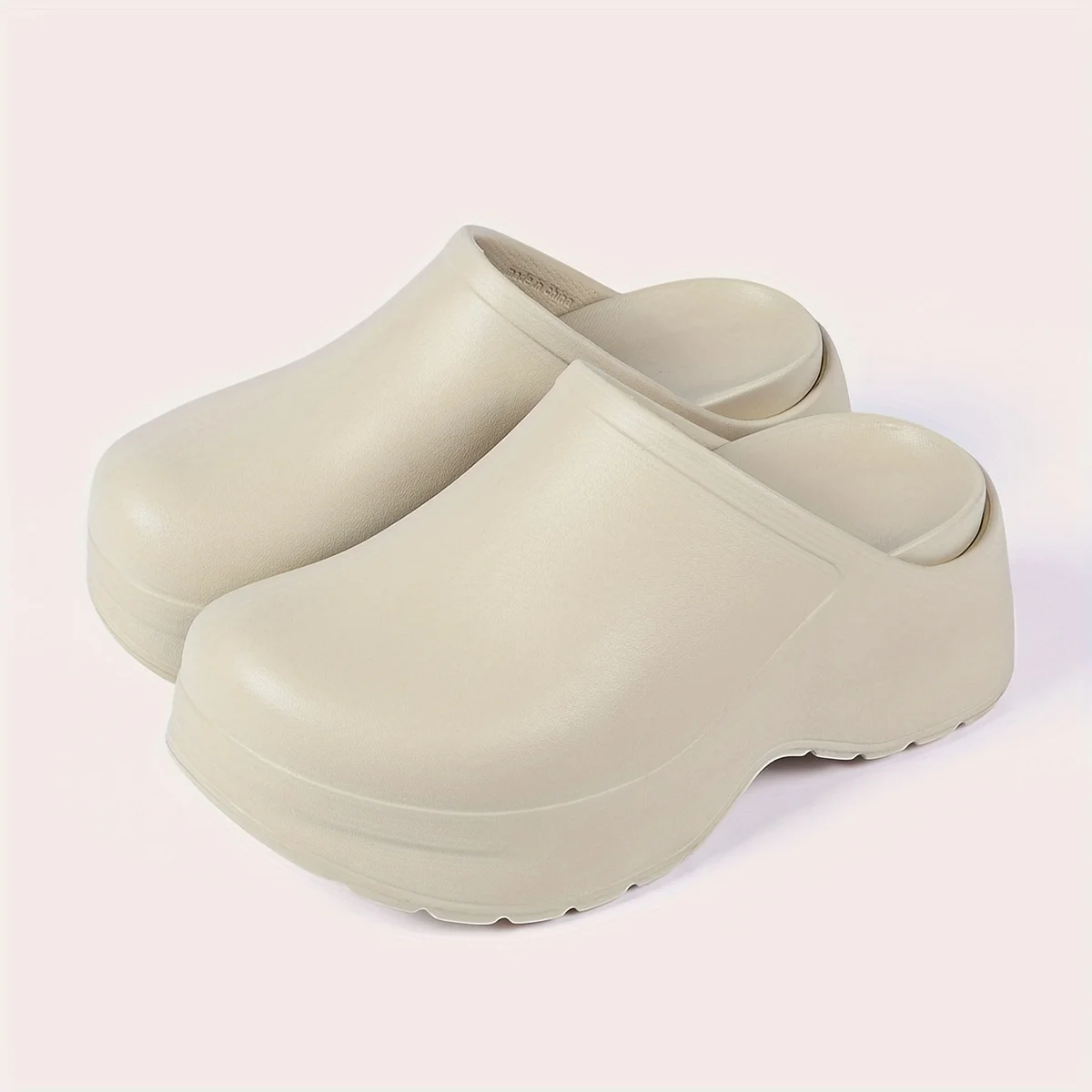 Women's Solid Color Closed Toe Mules Clogs Breathable Side Openings EVA Thick Sole designer shoes