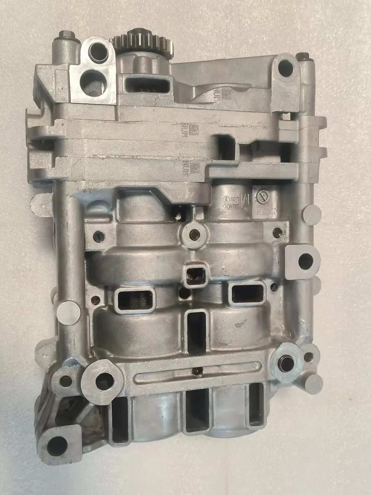 

NEW 233002G520 HyundaiKia Oil Pump Engine Oil Pump 2330025230 2330025220 23300-25230 23300-25220 2330025922 23300-25922 233002