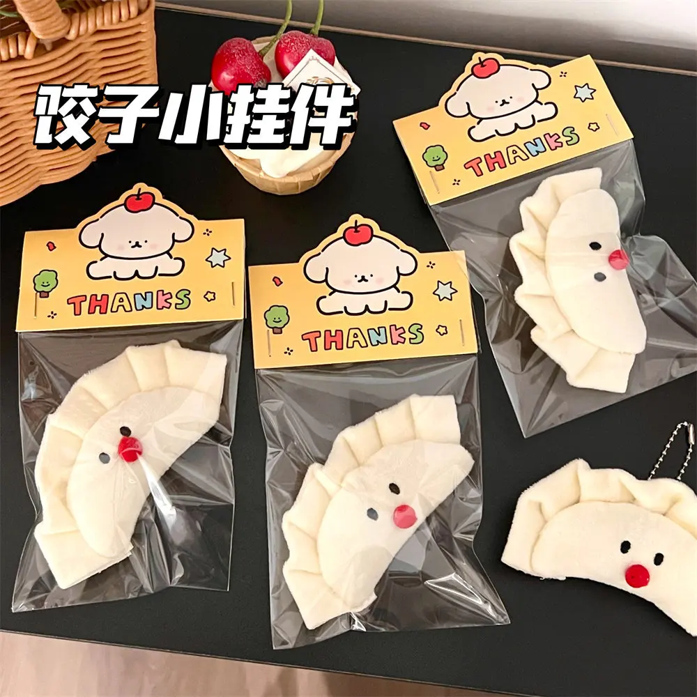 เข็มกลัดตุ๊กตารูปตัวการ์ตูนน่ารักใหม่1ชิ้นพวงกุญแจตุ๊กตาผ้ากำมะหยี่อุปกรณ์2024ของขวัญสำหรับเด็ก