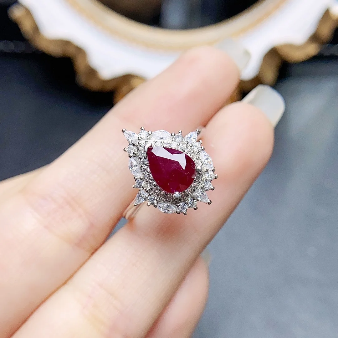 

FS Natural Ruby S925 Sterling Silver Ring for Women With Certificate 6*8mm Gemstone Fine Charm Weddings Luxury Jewelry MeiBaPJ