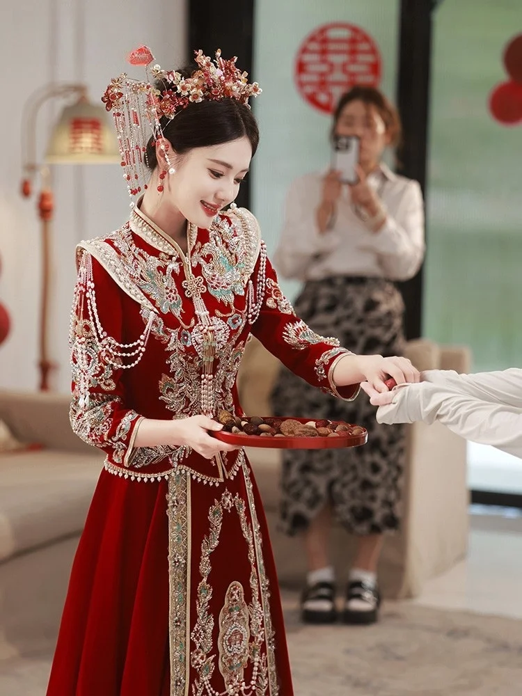 

Velvet wedding dress new luxurious and heavy craftsmanship slim-fitting Chinese-style