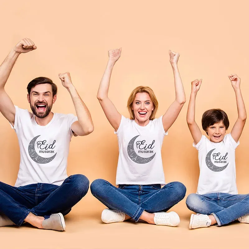

Ramadan Kareem T-Shirt Muslim Festival Moon Family Matching Outfits Dad Mom and Kids Eid Al Fitr Cotton Family T Shirt