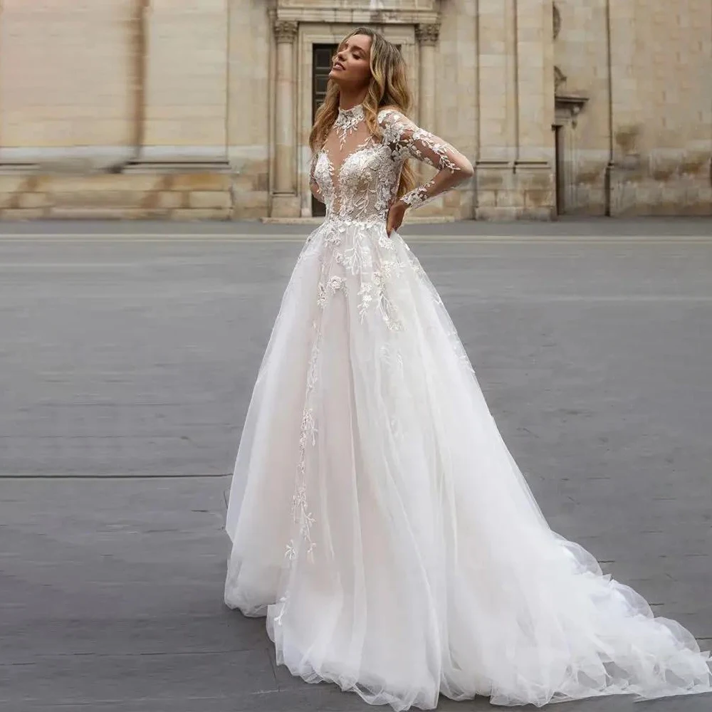 Backless Wedding Dr…