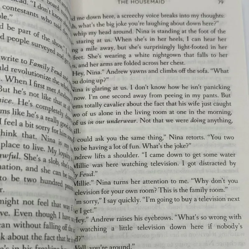 خادمة المنزل بقلم Freida McFadden كتاب غلاف ورقي باللغة الإنجليزية Libros