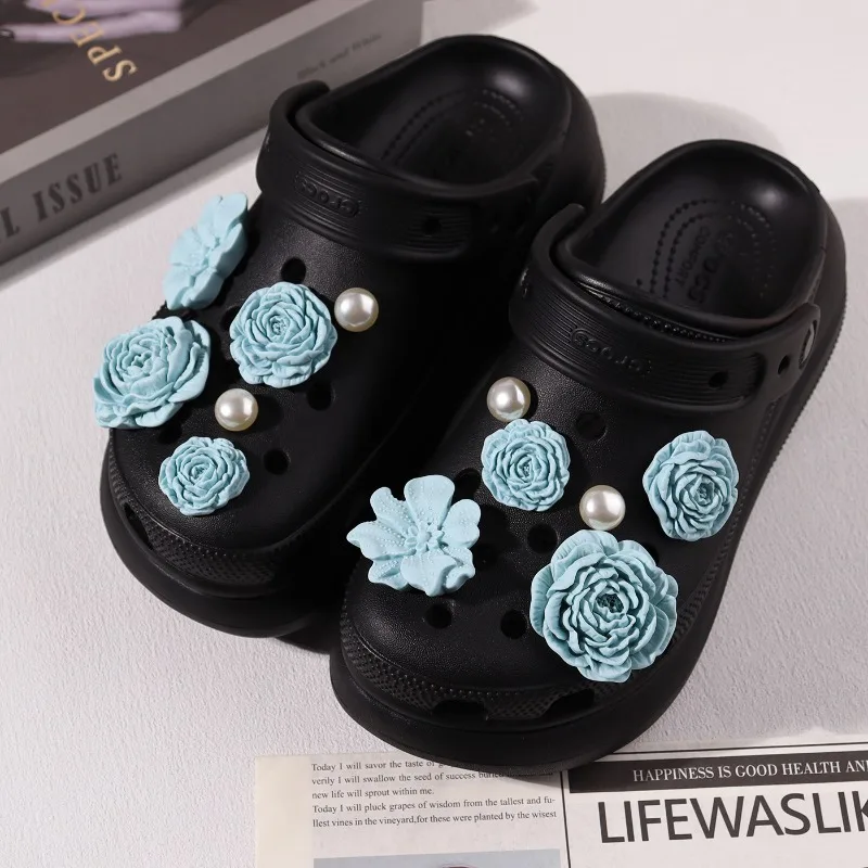 

Новые модные 3D-цветы камелии MEOD для обуви, пряжки для сандалий, летние садовые туфли 2026, аксессуары с жемчугом, набор цветочных украшений для обуви