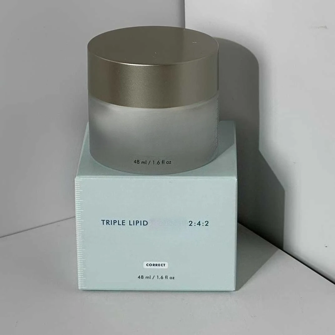 

Наборы косметических инструментов TRIPLE LIPID 242 FACE CREAM 2:4:2 CREAM 48ML
