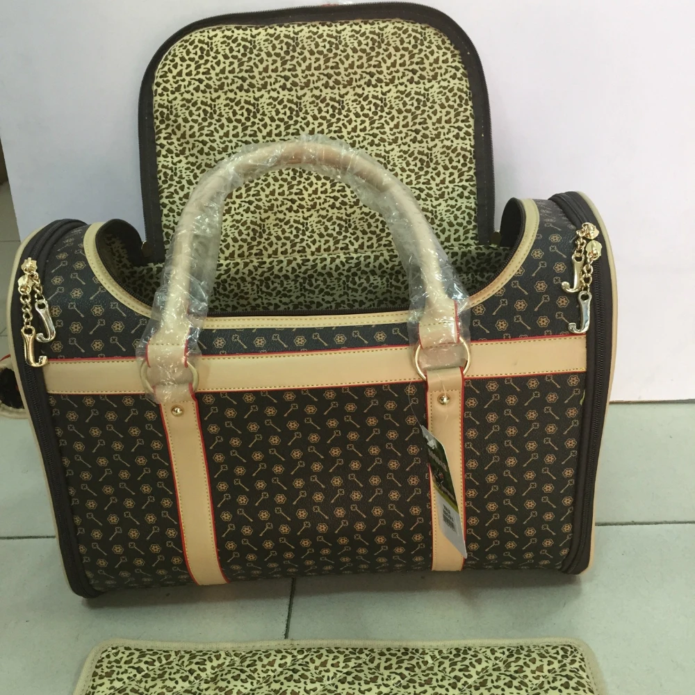 Luxury Small Dog Sling Bag Folding Leopard Fashion Outdoor Pet Carrier Puppy Carry Transportation Shoulder Bag Chihuahua Handbag