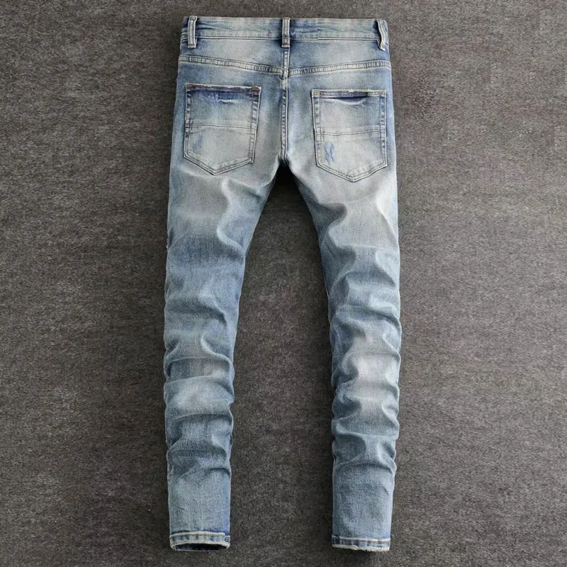 Fashionable new men's jeans with bead embellishments, washed with nostalgia, perforated with bead patches, light blue jeans, hig