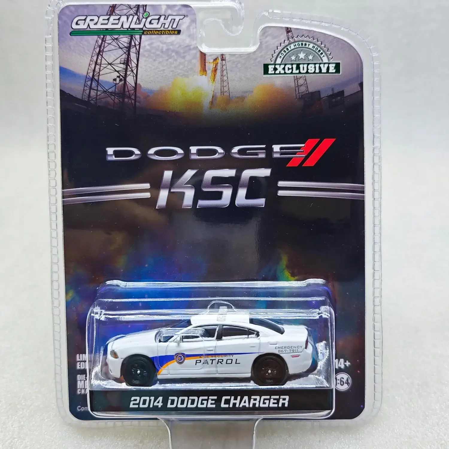 

Модель автомобиля Dodge Charger W1365 из сплава, 1:64, 2014