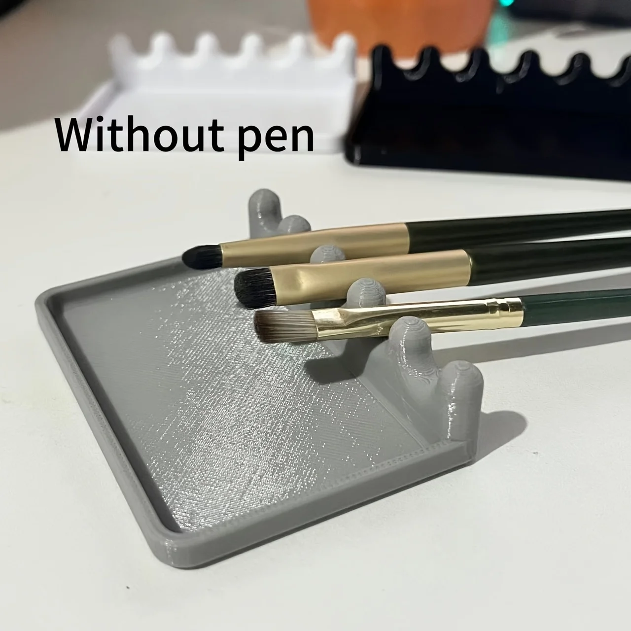 

1pc Portable Brush Holder with Drip Tray | Front Tray Design, Easy Cleaning, Saves Space, for All Painting Types