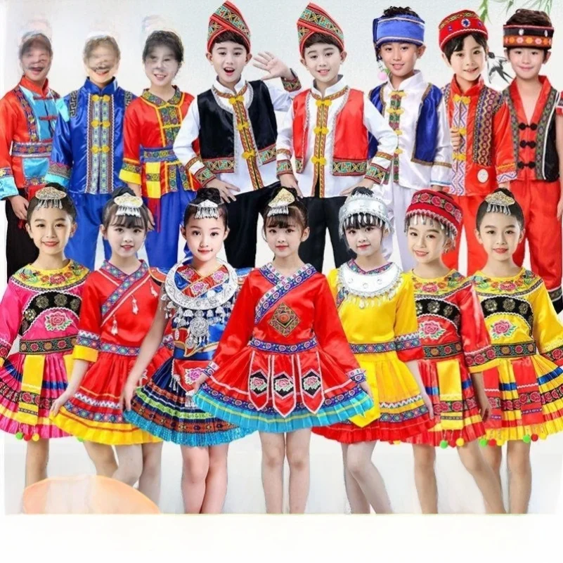 

Детская одежда для выступлений: национальная одежда для мальчиков, костюмы на День защиты детей, в стиле народностей Мяо и Ян.