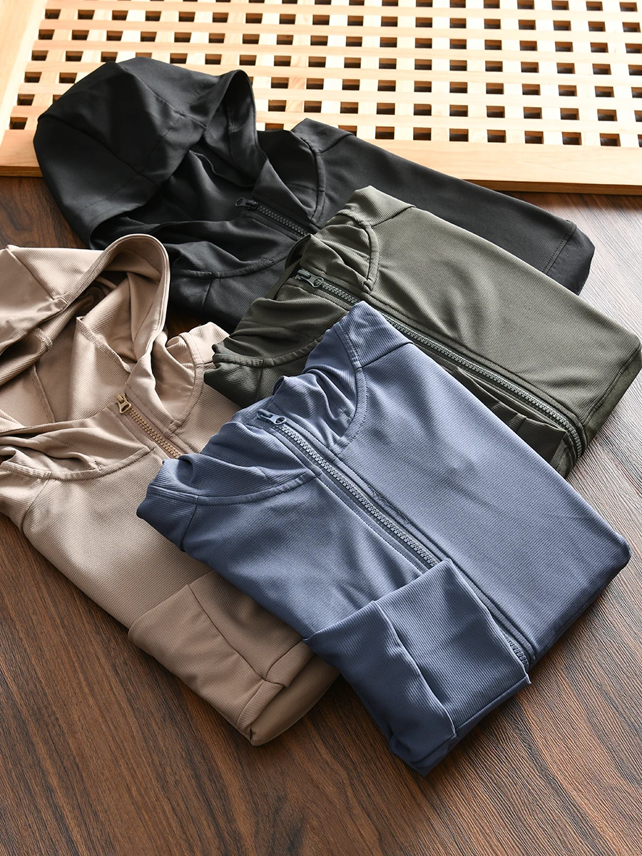 

Men's Sporty Hooded Jacket New Autumn Fashion City Style Standard Fit Outerwear Polyester And Spandex Blend Long Sleeve Zipper