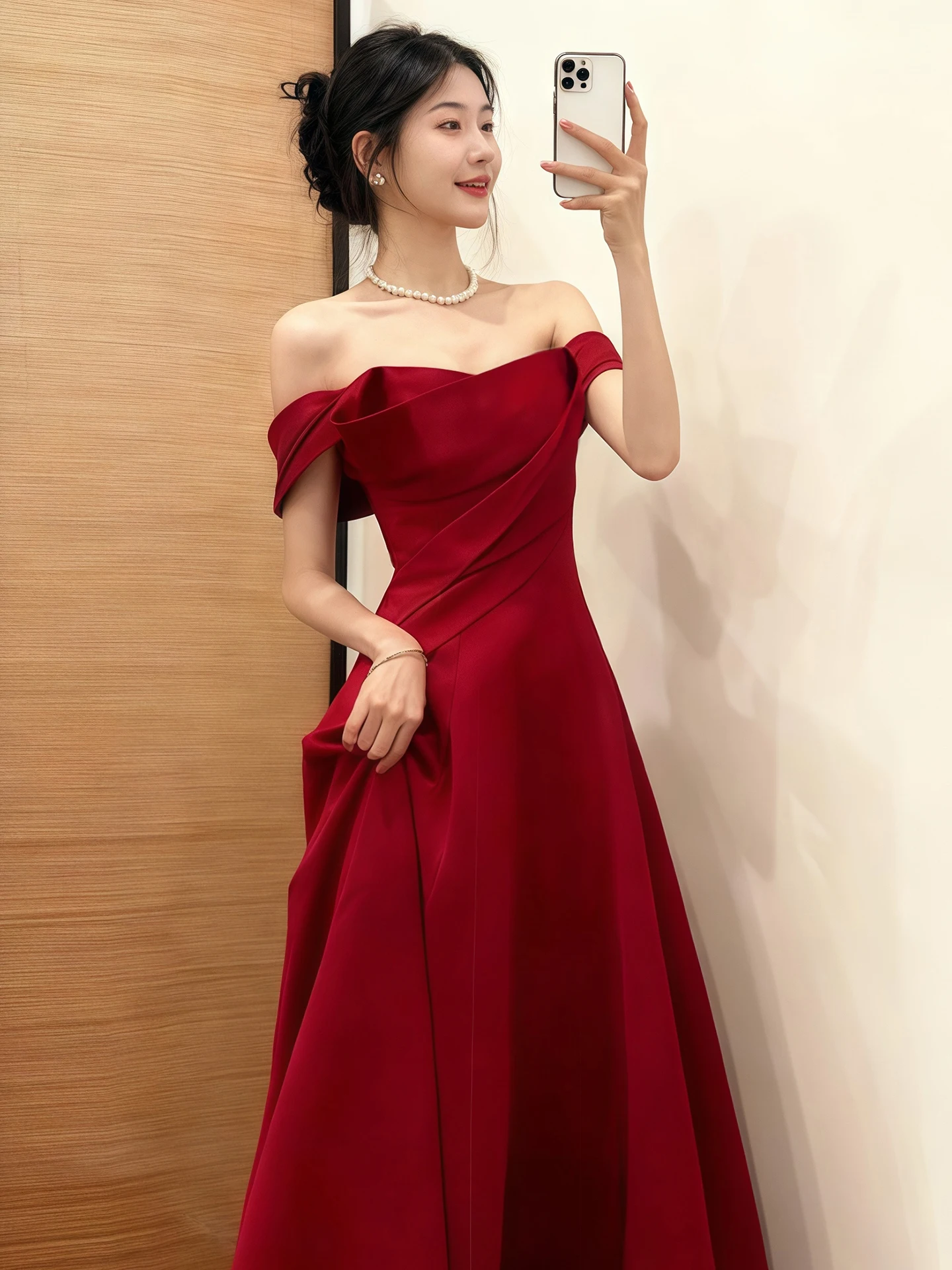 

Вечернее платье Ele: Новинка 2026 года, элитное, для торжественных мероприятий, для ведущих, для невест, для регистрации брака