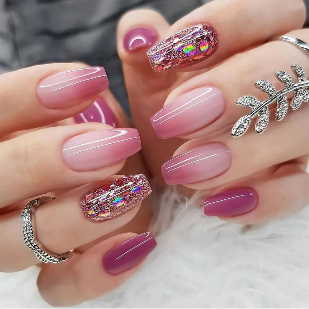 24 Stück Mittellange Ballett-Aufklebenägel Silber Glänzendes Puder Farbverlauf Vollständig Abdeckende Nagelspitzen Abnehmbare Künstliche Fingernägel