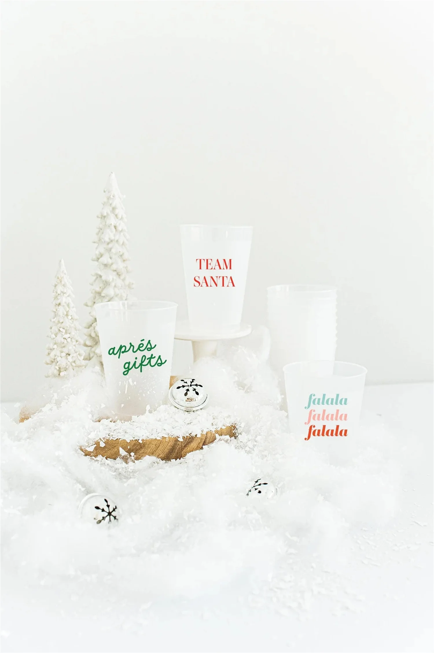 

Матовые праздничные чашки для стадиона, матовая праздничная чашка, пластиковая многоразовая чашка для рождественской вечеринки, морозная гибкая вечеринка, сувенир Falalala, команда Санта