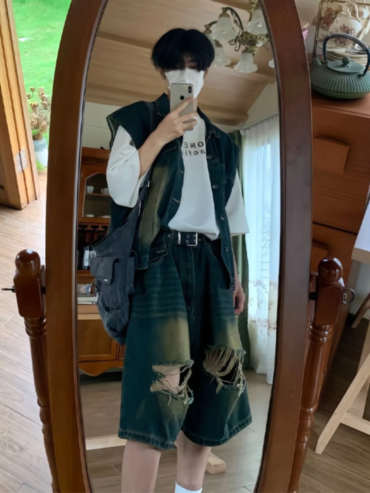 

Американский ретро-комплект из денима для мужчин: летний жилет и шорты, две части, стильный молодежный осенний образ