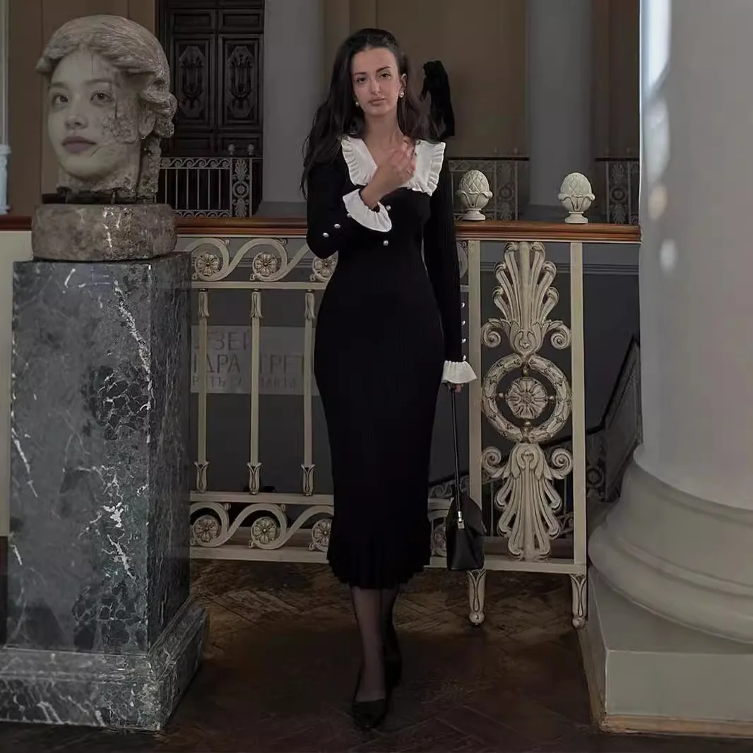 Europese en Amerikaanse jurk met ruches voor dames 2025, herfst en winter, nieuwe gebreide rok, Franse retro lange rok