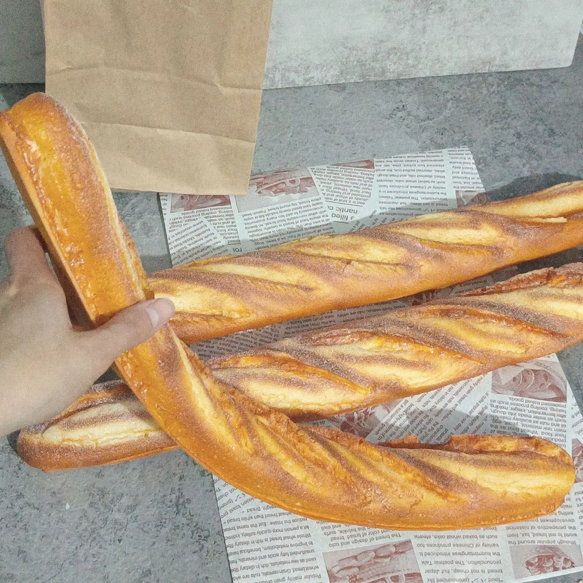 1Pc Artificial Bread Simulation Baguette Model Fake Cake French Long Toast Bread Baking Shop Ornaments Props Festive Party Decor