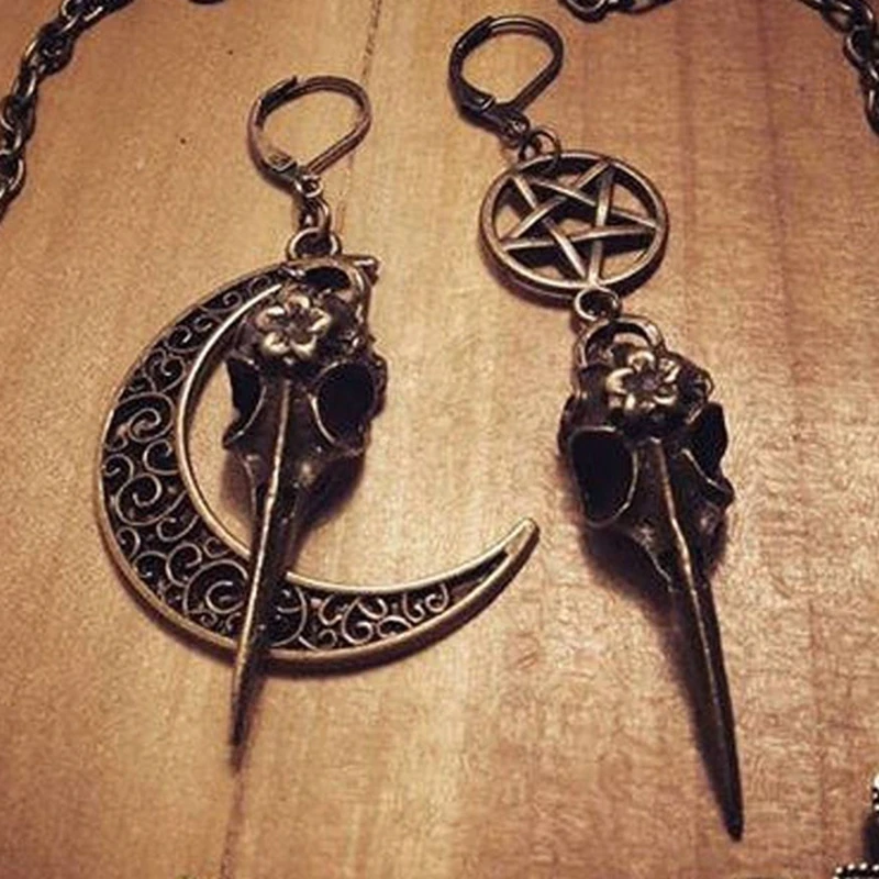 Orecchini asimmetrici Vintage orecchino teschio corvo pentagramma luna stregoneria mezzaluna orecchini, Wiccan Goth Pagan, gioielli Steampunk