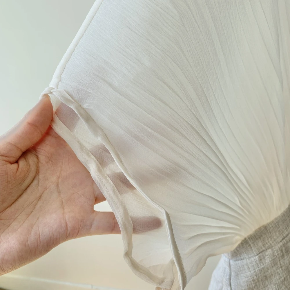 กางเกงขาสั้นจั๊มสูทแขนสั้น Niche Pleated Bat Sleeve สําหรับผู้หญิง