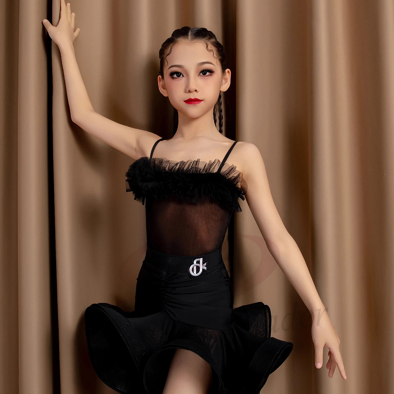 ラテンダンスプロフェッショナルドレスブラックストラップメッシュフィッシュボーンスカートサンバ闘牛娘標準ステージ衣装