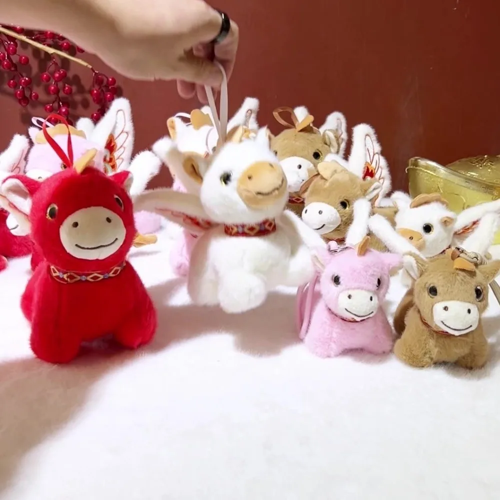 

Cartoon Steed Flying Horse Keychain Mascot Zodiac Pony Figurine Stuffed Animal Keyring 15/20/25cm with Wings Horse Pendant