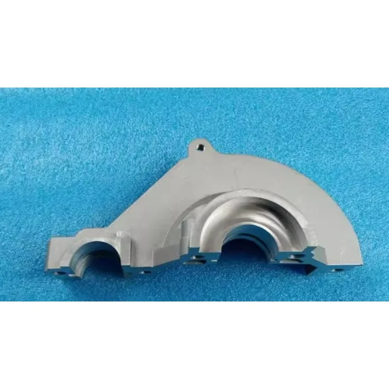 1.0 Displacement 372 472 Engine Camshaft Large Tile Cover for Chery QQ QQ3 QQ6 M1 A1
