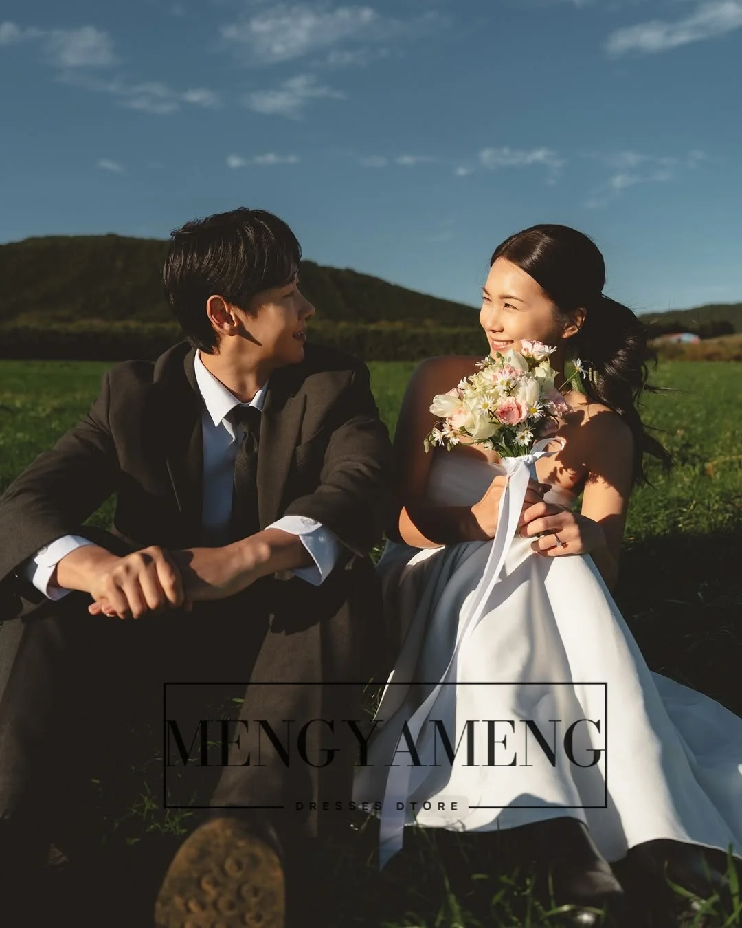 ZHUISHU 우아한 스트랩리스 한국 웨딩 드레스 A라인 심플한 플로어 길이 신부 파티 가운 맞춤형 사진 촬영 드레스 2025