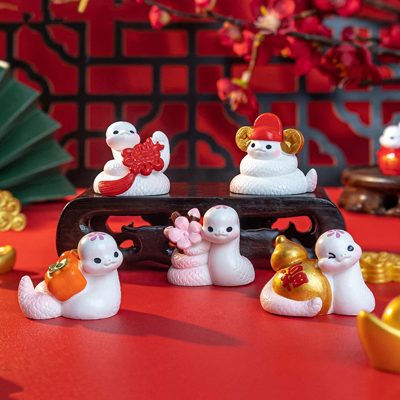 1Set 2025 Anno Del Serpente Mini Ornamento Fortuna Zodiaco Serpente Figurine Micro Paesaggio Interni Auto Decorazione del Desktop di Casa