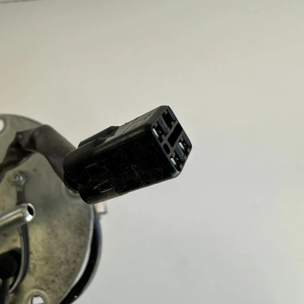 

Топливный насос в сборе UC-T35KU64 49040-0706 для мотоциклов Kawasaki EX650 EX650F 2015 года