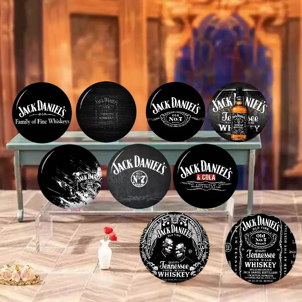 J-Jack D-DanielS Soft Button Pin Round Metal Badge Lapel Pin Parts Gift Friends Kid Jewelry