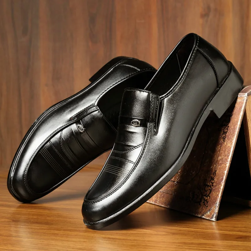 New Cross Border Business Men's Leather Shoes for Spring 2024, Business British Men's Office Leather Shoes