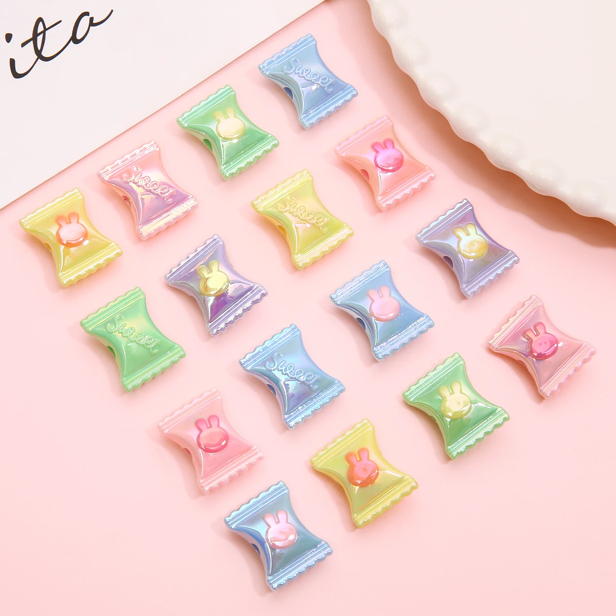 4/10 قطعة 17x21 مللي متر الاكريليك رسمت أرنب صغير حبات الحلوى لطيف وممتع ل أساور يدوية القلائد المعلقات مجوهرات اكسسوارات