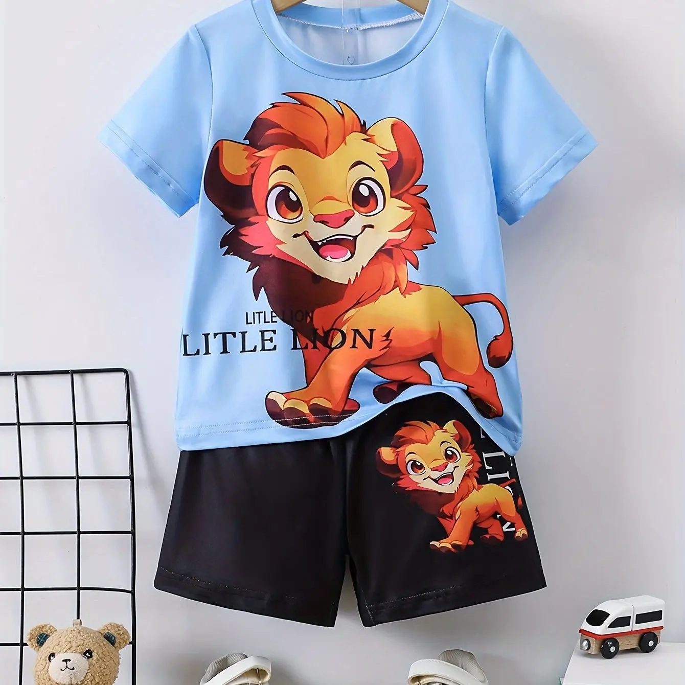 Cartoon Bear Print T-shirt e Shorts de manga curta para meninos, roupas infantis ativas, diversão, ativo, visual elegante, verão, 2 peças, 2024