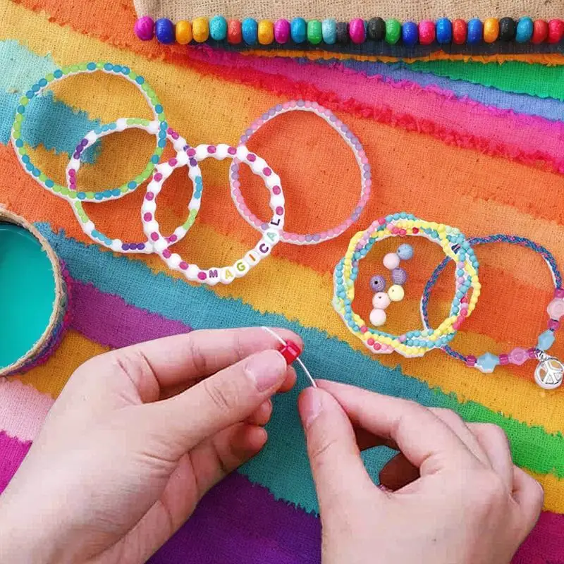 Kit de fabricación de joyas para niñas de 4 a 6 años, Kit de fabricación de joyas divertido, manualidades para niños, artes y manualidades para niños pequeños, Kit de fabricación de pulseras con dijes para niñas